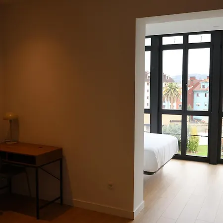 Mov Flexliving 홈스테이 오비에도